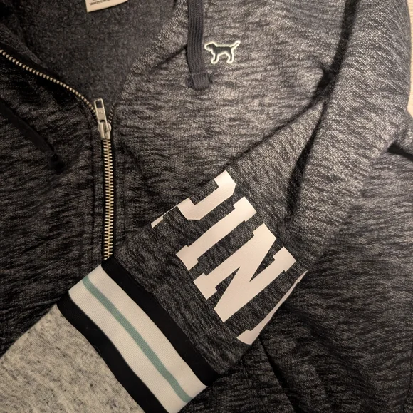 Victoria’s Secret PINK grey zip up hoodie - Picture 4 of 4